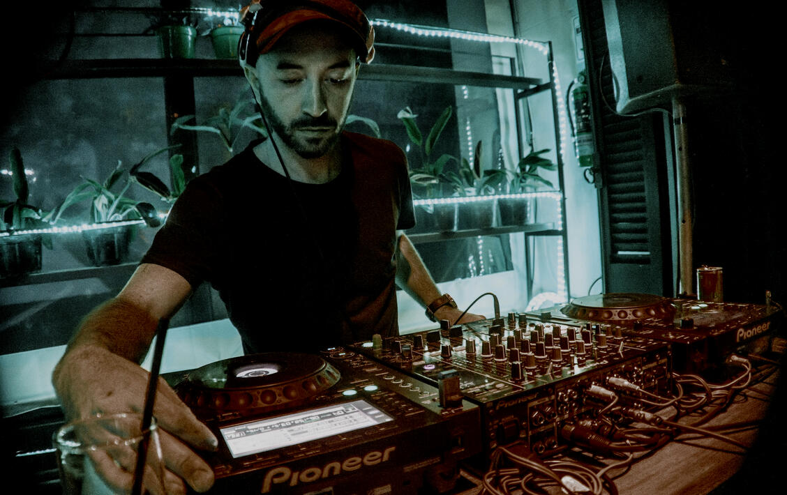 GUSTAVO SIERRA DJ / Producer Electronic Music Artist Listen Watch Contact